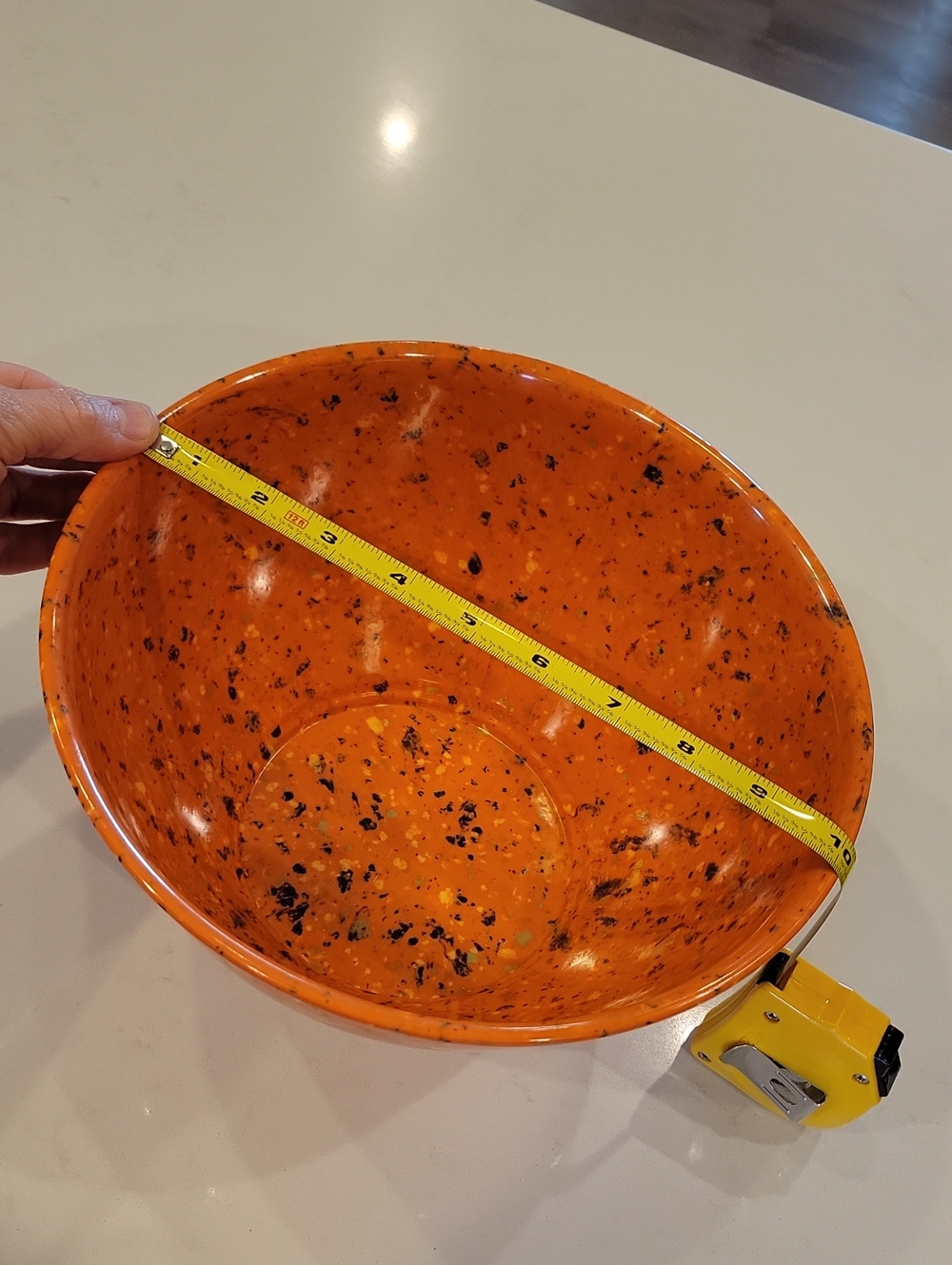 Vintage Confetti Orange Large Mixing/ Serving Bowl - Picture 4 of 5